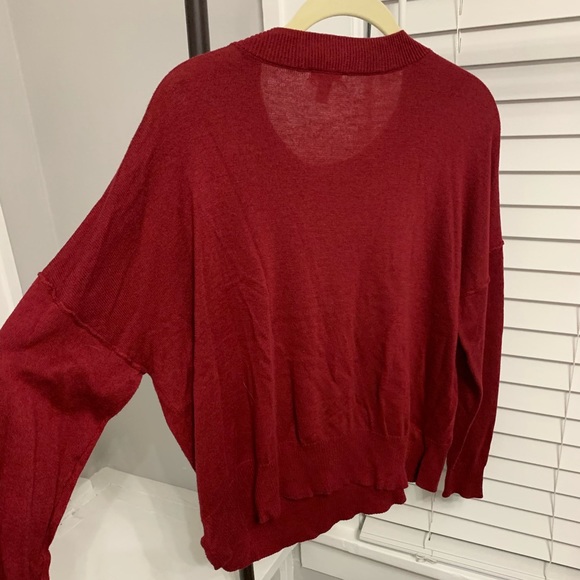 BP Maroon Sweater - Picture 5 of 5